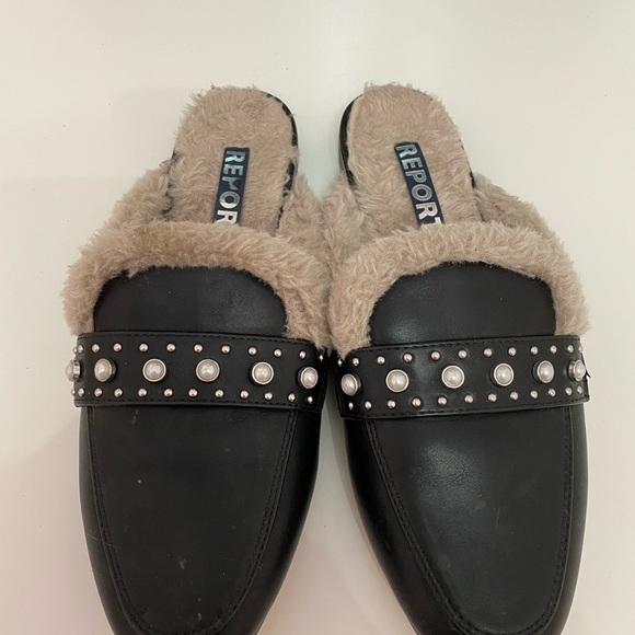 Shoes Size 7 - Picture 3 of 5